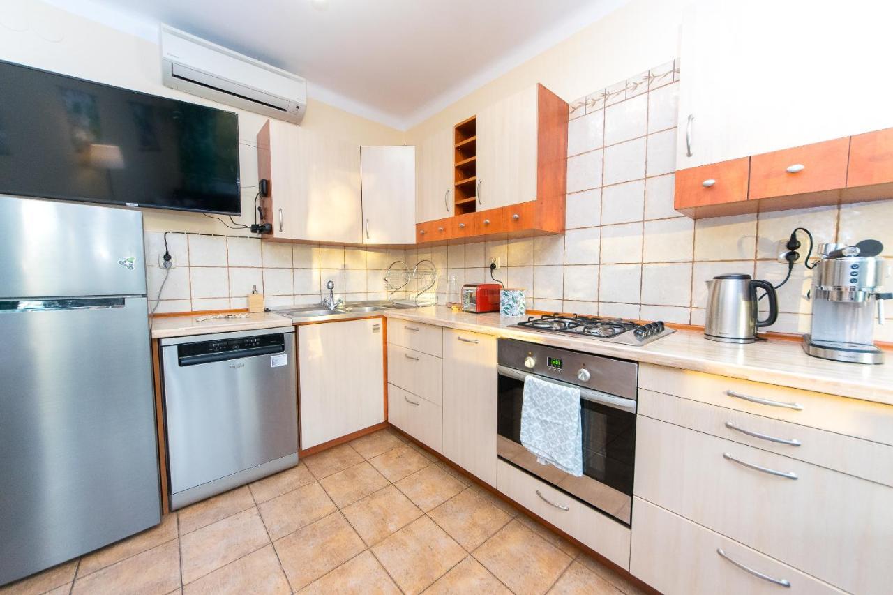 Jungle Cracovia Apartment A/C P4You Pl ภายนอก รูปภาพ